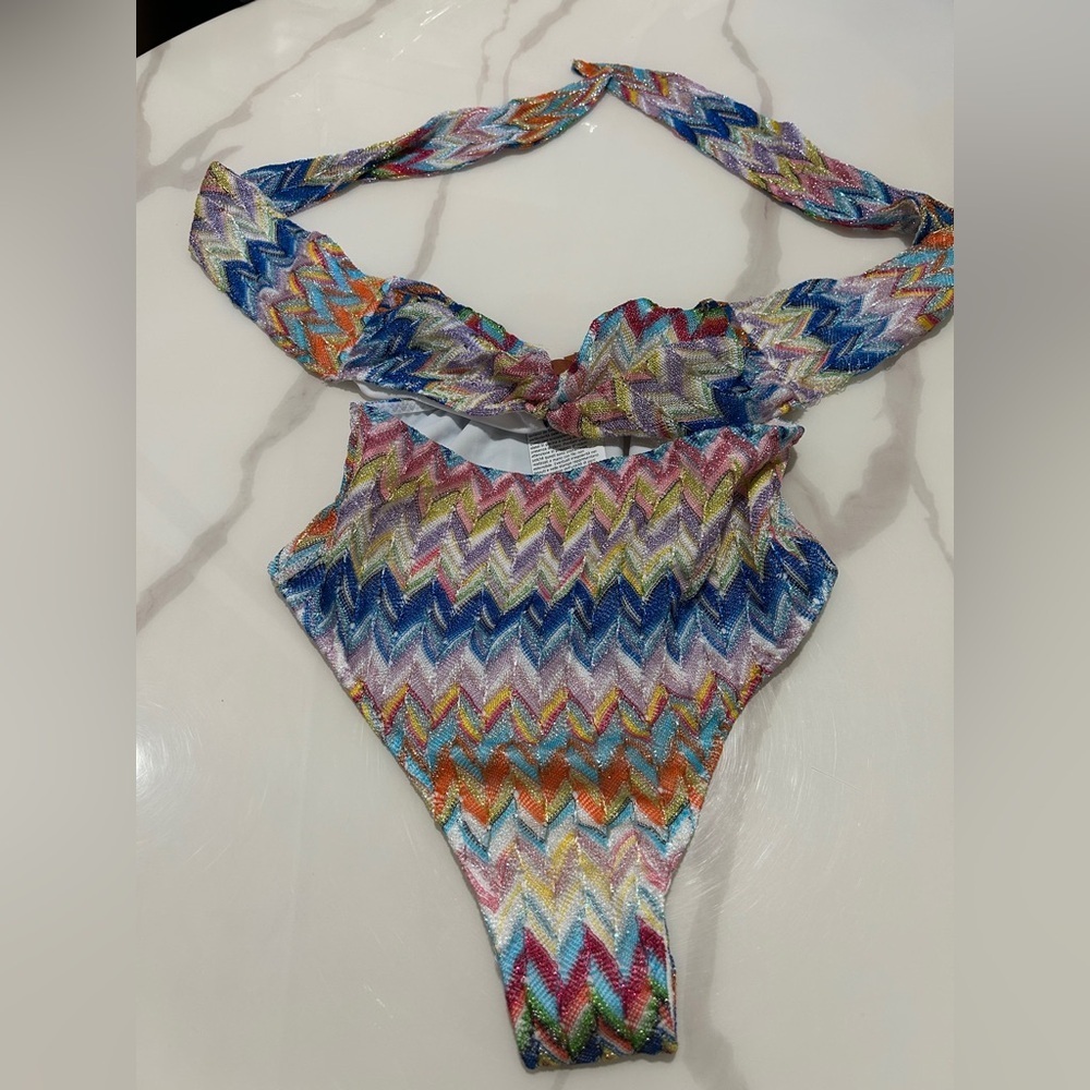 Missoni Zig Zag two piece high waisted bikini with detachablestraps Sz Small